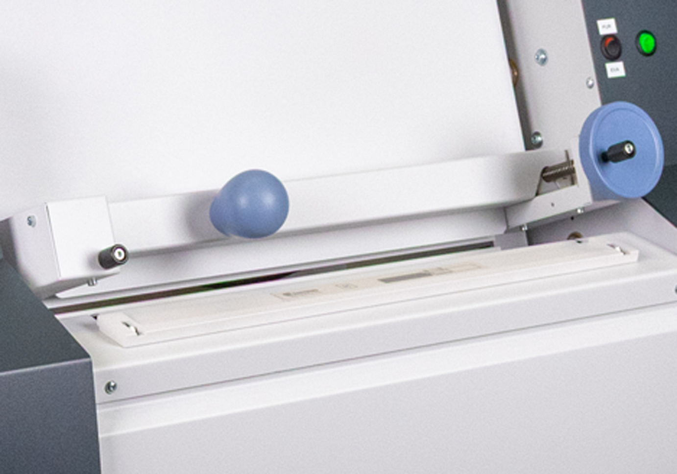 Sesame system for better access to the book block